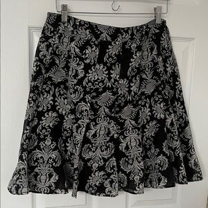 Chic Black and Gray Patterned Skater Skirt